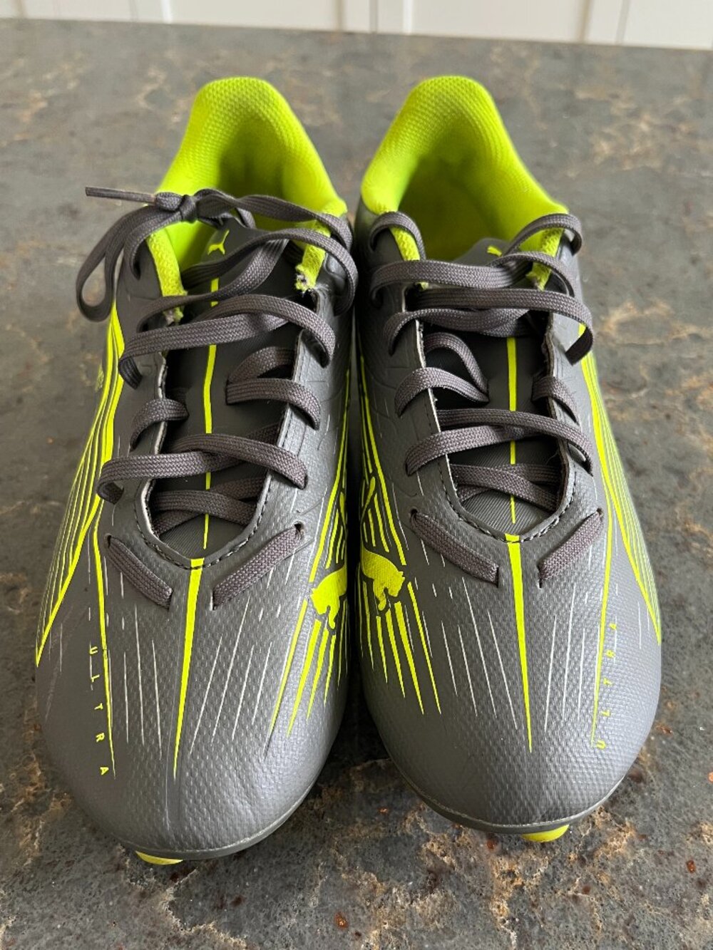 Puma Ultra Soccer Cleats Size 7 Gray Neon Yellow Football Boots